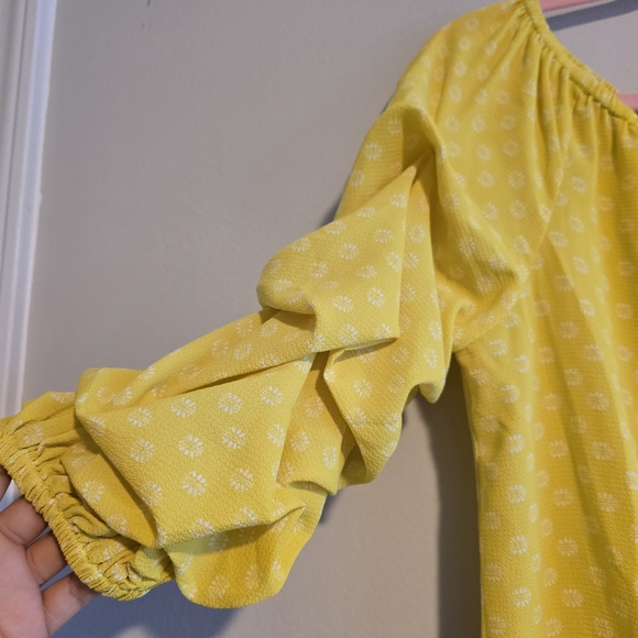 Vince Camuto Yellow Blouse Top M - Picture 3 of 7